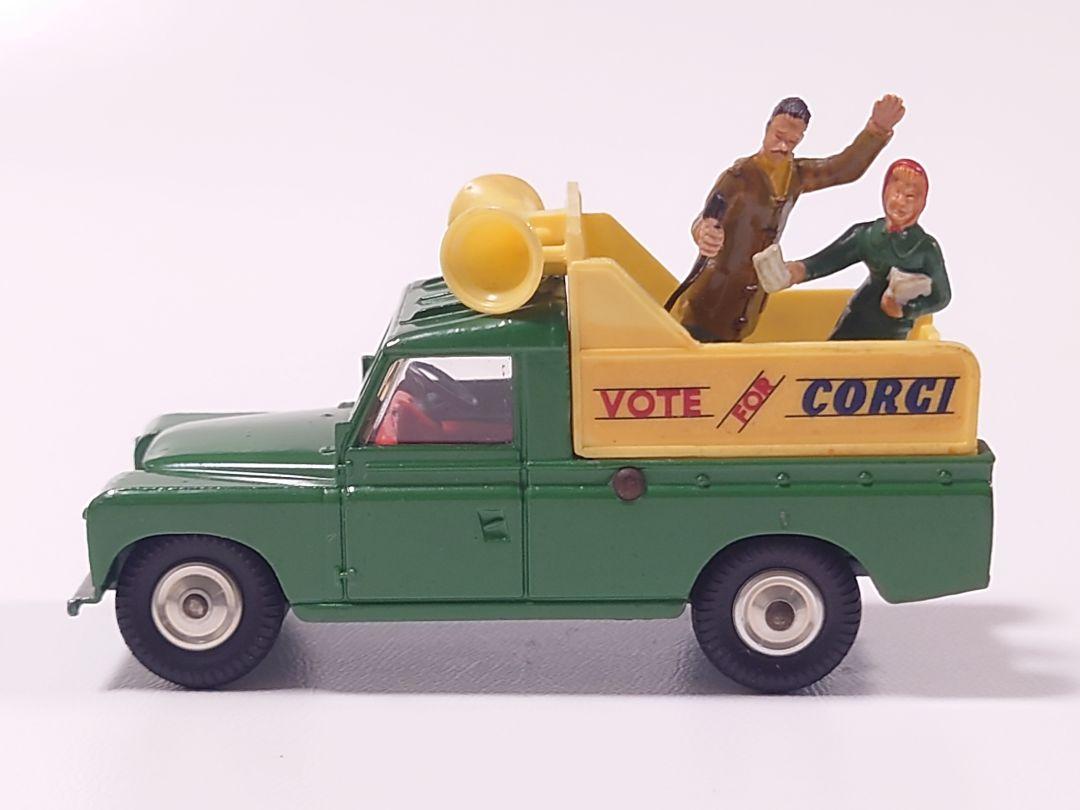 ミニカー CORGI NO.472 LAND ROVER VOTE CORGI