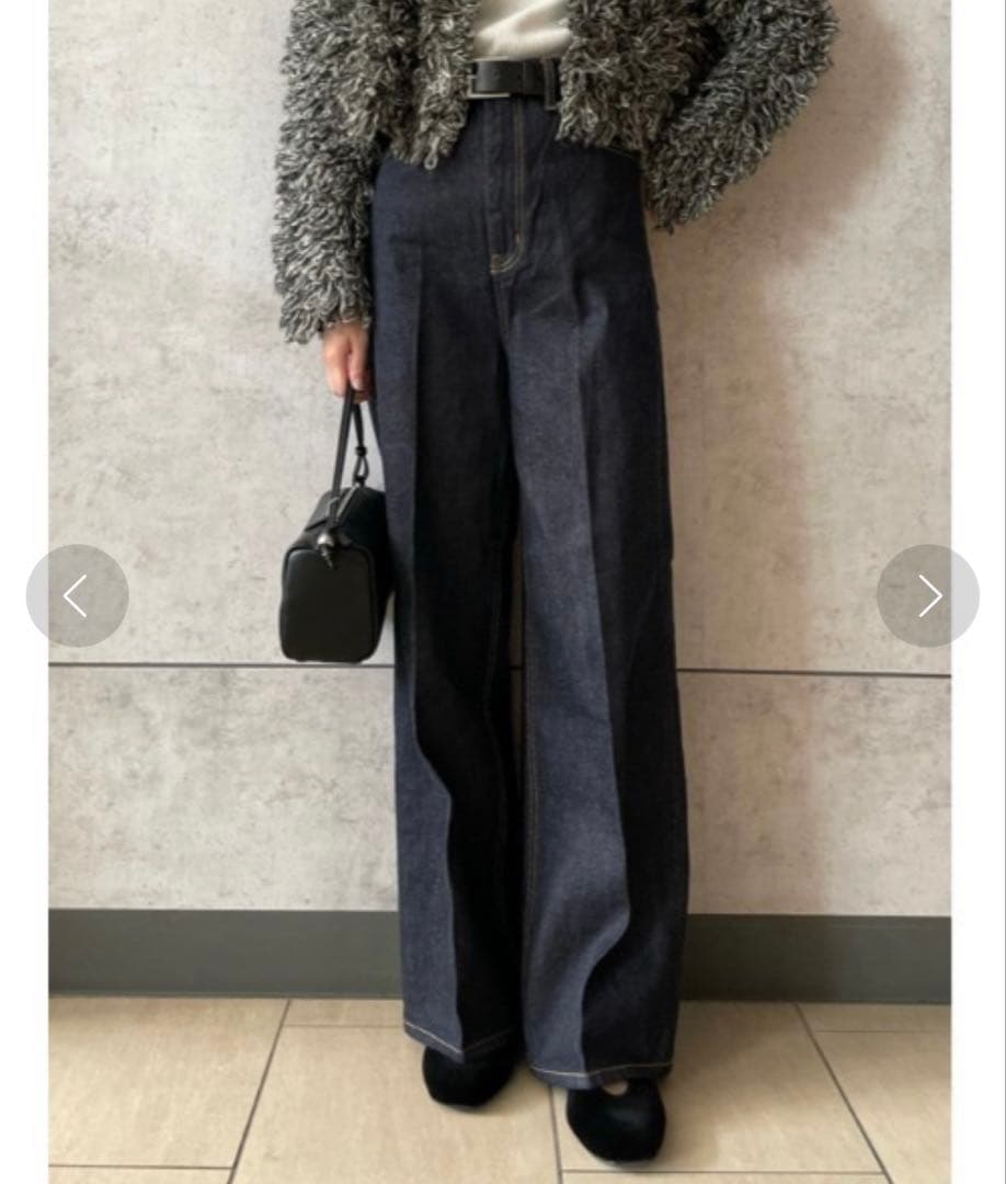 ミラオーウェン　ハイウエストセンタープレスワイドデニムパンツ