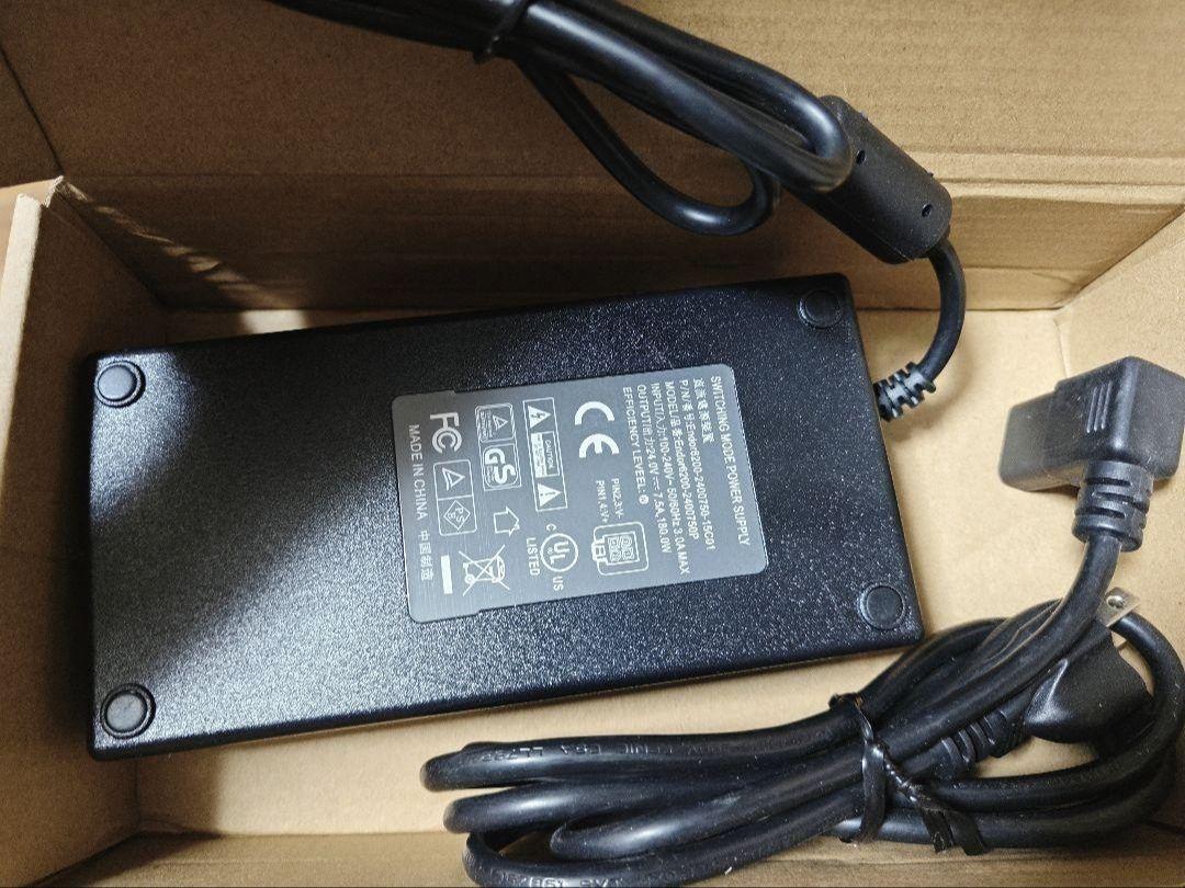 Fanatec Boost Kit 180（8NM）汎用アダプター 充電池・電池充電器