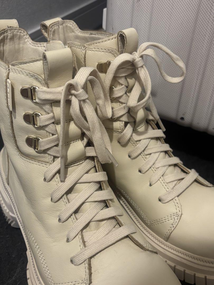 SOREL 30%off ソレル スニーカー レディース ブーツ KINETIC