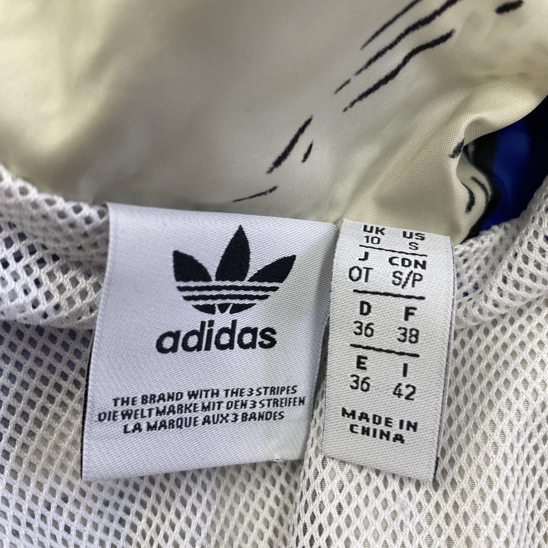 adidas oliginals ナイロンジャケット　アディダス オリジナルス