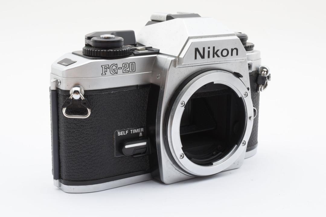 超美品　ニコン FG-20 シルバー フィルムカメラ　モルト新品交換済 B337