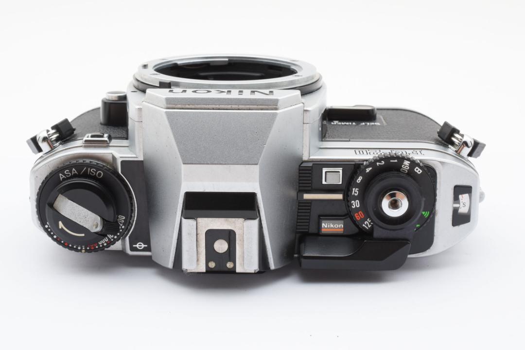 超美品　ニコン FG-20 シルバー フィルムカメラ　モルト新品交換済 B337