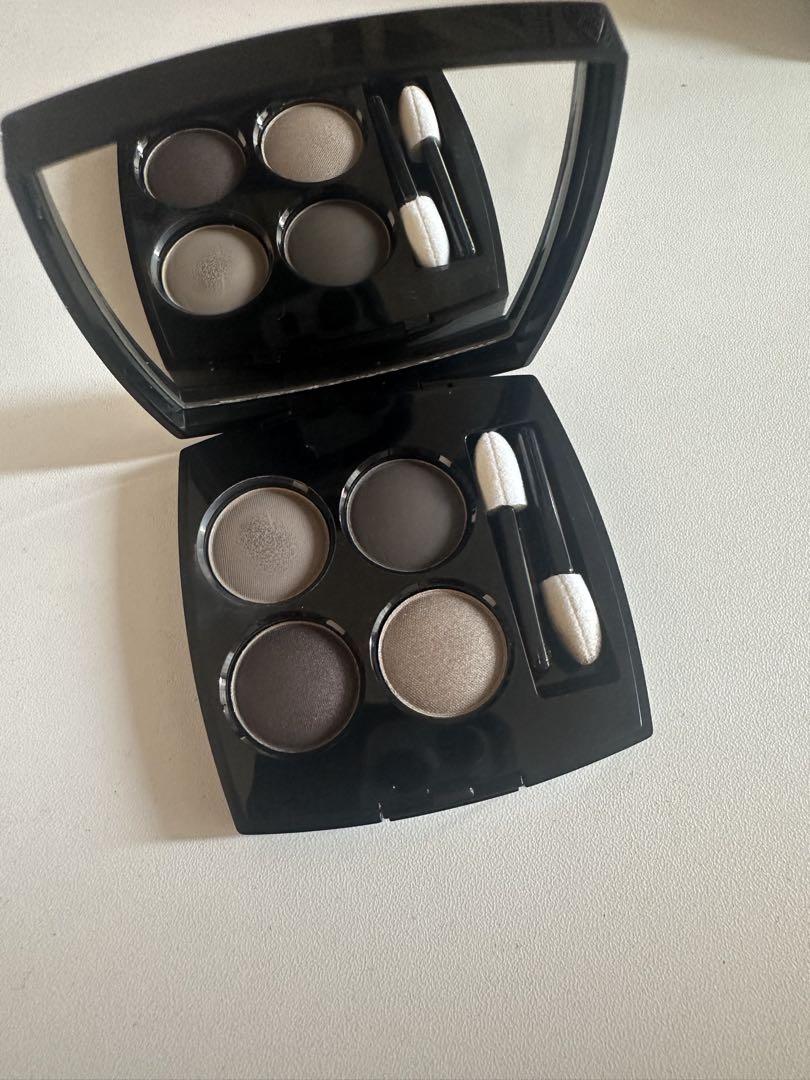 CHANEL レ キャトル オンブル アイシャドウパレット　322 美品 箱付き