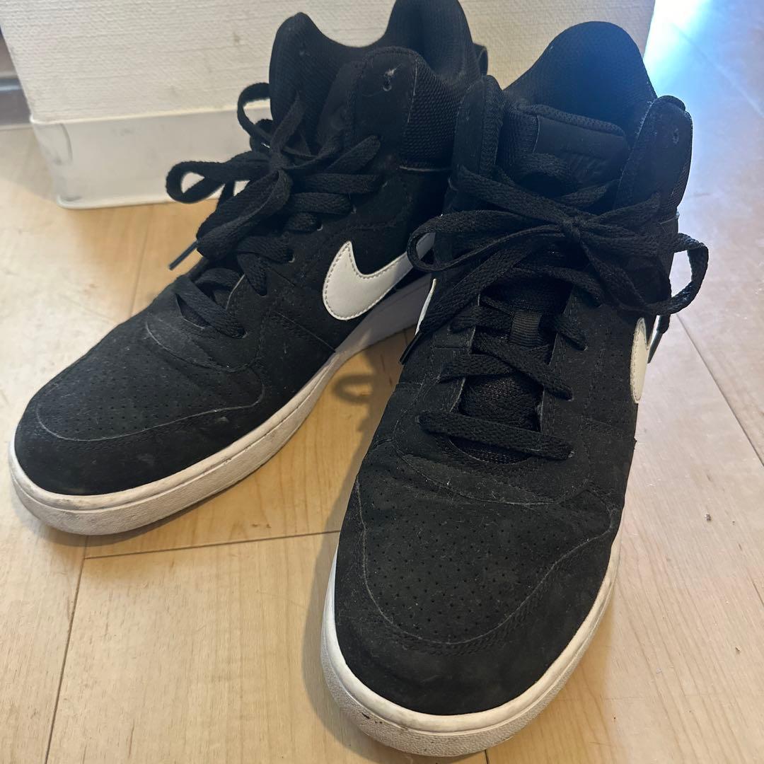 NIKE ハイカットスニーカー
