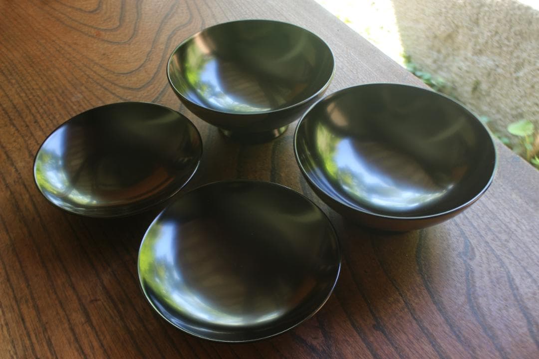 上質黒漆に優美な紅葉蒔絵の映えるお椀2点（検輪島塗懐石椀蒔絵椀雑煮椀