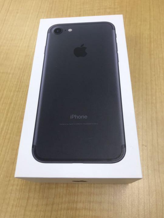 特別大特価 iPhone 7 Black 128 GB SIMフリー EcAGK-m85752736698 HOT限定SALE