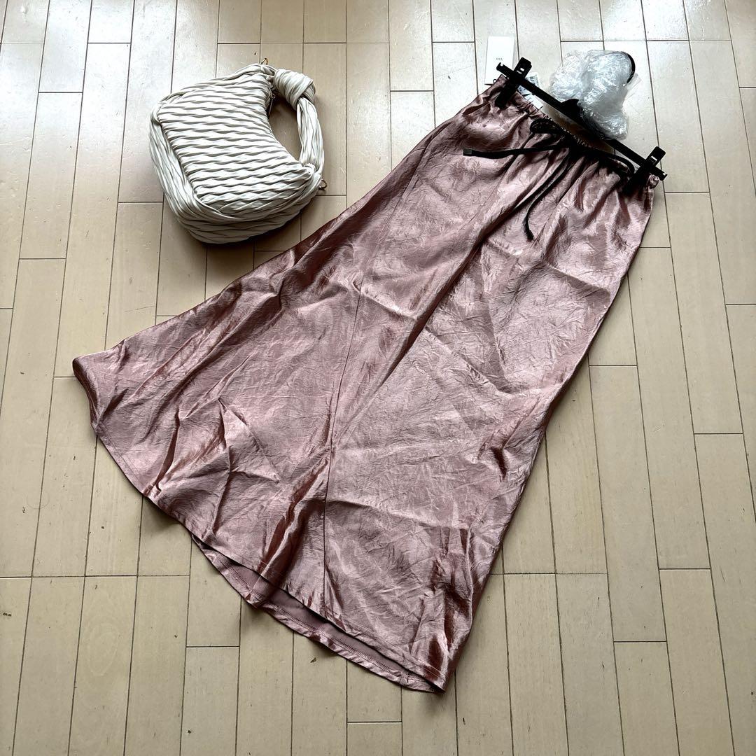 新品☆定価１５５００円☆ロングスカート