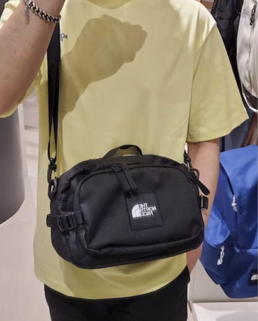 THE NORTH FACE メッセンジャー ON＆OFF兼用 機能性充実! THE NORTH FACE ボディバッグ 男女兼用 メッセンジャーバッグ
