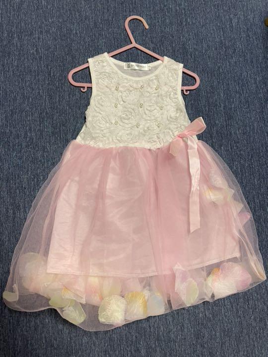 花びらが可愛い ピンクドレスチュール 90㎝