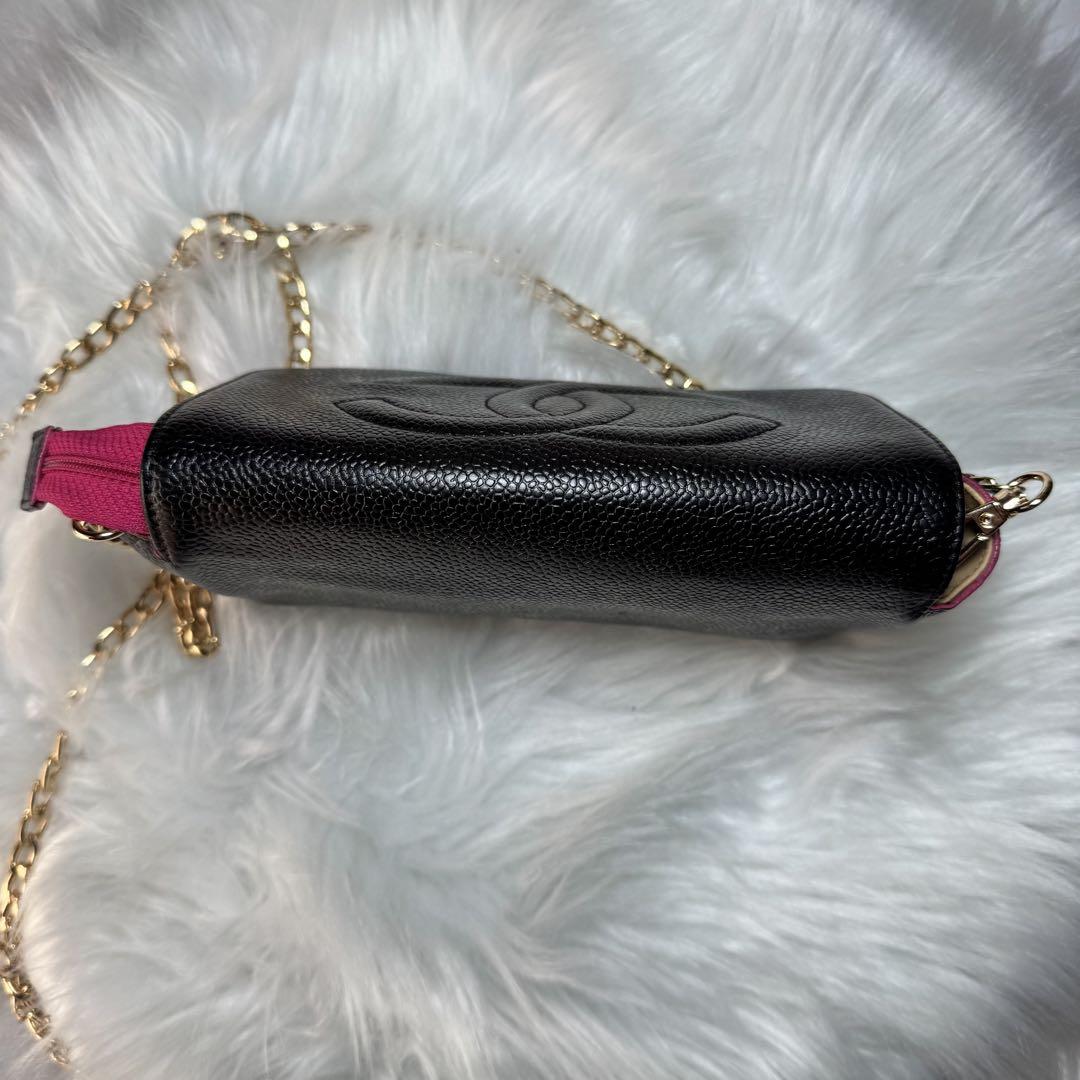 CHANEL シャネル　キャビアスキン　レザー　ブラック　ポーチ