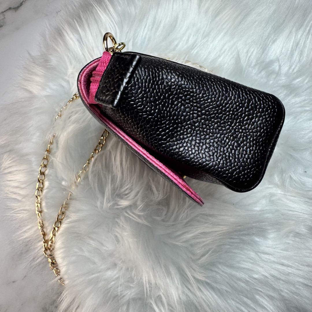 CHANEL シャネル　キャビアスキン　レザー　ブラック　ポーチ