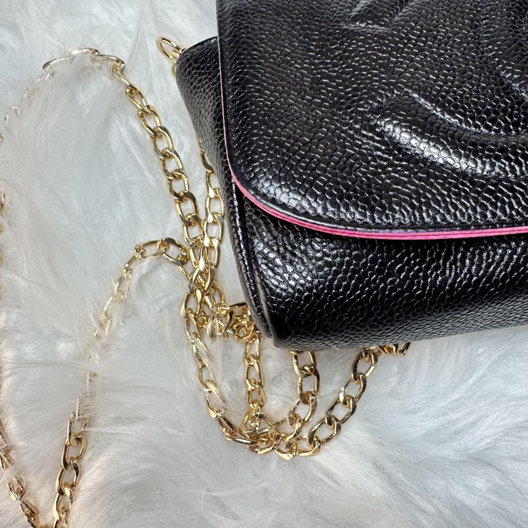 CHANEL シャネル　キャビアスキン　レザー　ブラック　ポーチ