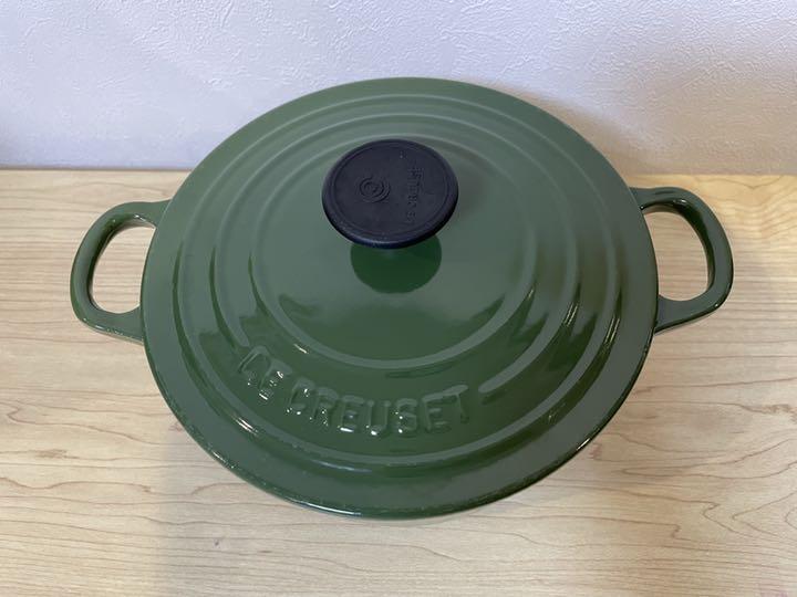 ル・クルーゼ 鍋 ココットロンド 18 モスグリーン 廃盤色 - 調理器具 ル・クルーゼ 鍋 ココットロンド 18 モスグリーン 廃盤色 - 調理器具