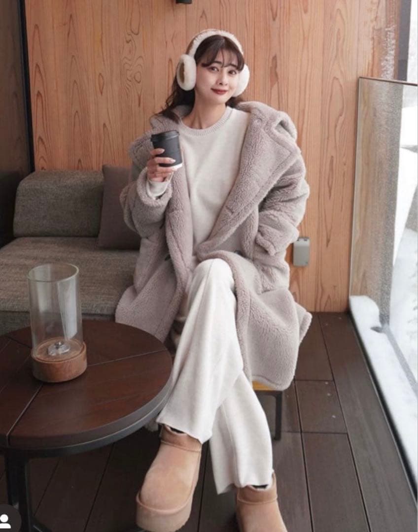 Herlipto【Fleur Shearling Boa Coat】Mサイズ Herlipto【Fleur Shearling Boa Coat】Mサイズ