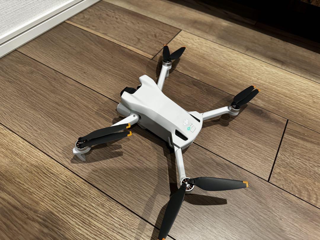 美品 DJI MINI 3 (DJI RC) 付属品多数あり！