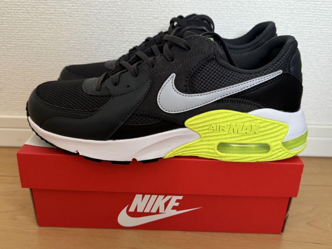 NIKE Air Max Excee 28