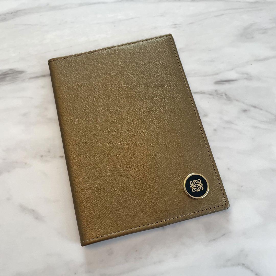 LOEWE / ロエベ パスポートケース 牛革 カーフ 小銭入れなし