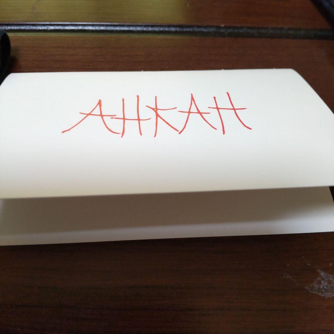 ♠