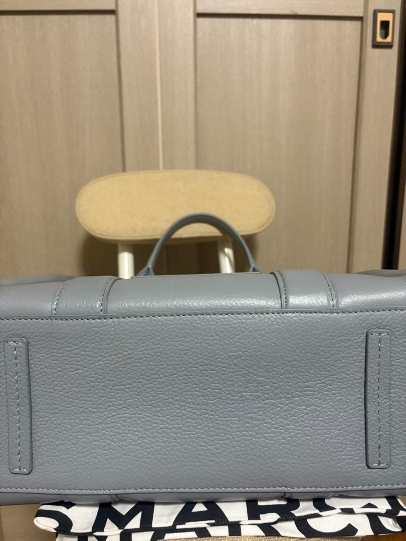 MARC JACOBS レザー トート バッグ ミディアム グレー 美品 MARC JACOBS レザー トート バッグ ミディアム グレー 美品