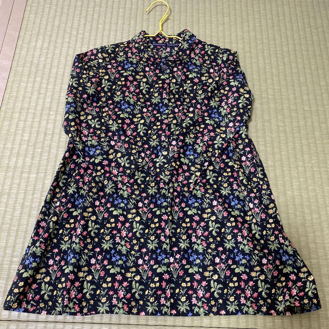 みなとのてんらんかい　ワンピース　サイズM(100cm〜110cm)
