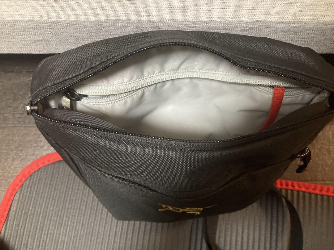 Arc'teryx mantis2 マンティス　ショルダー　黒