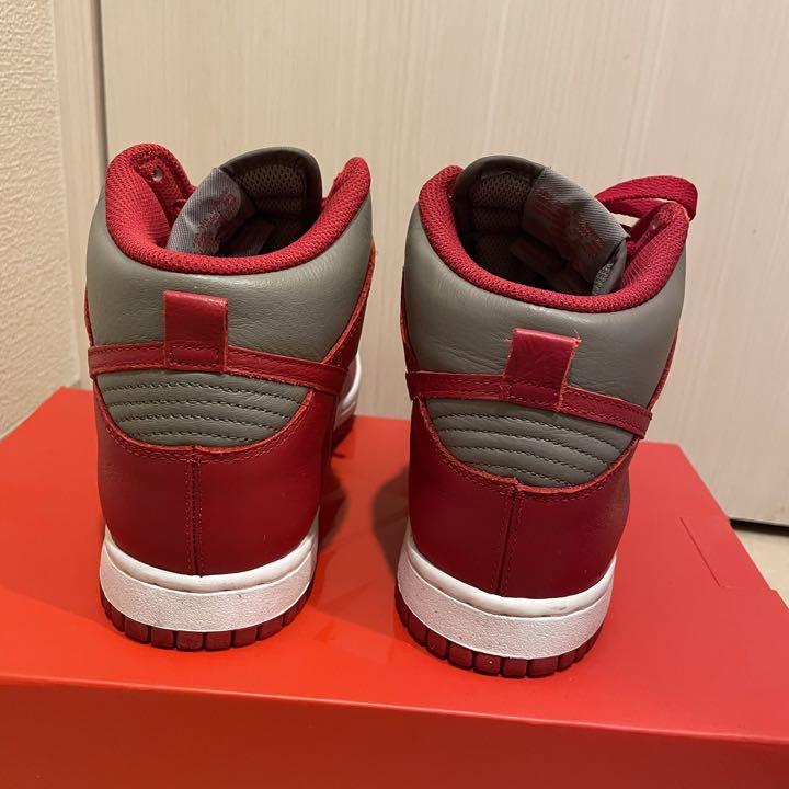 NIKE WMNS DUNK RETRO QS UNIVERSITY RED