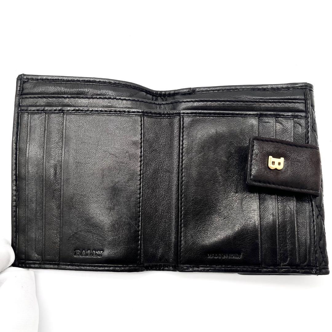 【未使用保管品】バリー 二つ折り財布 札入れ レザー Bロゴ金具 ブラック 美品 バリー 2つ折り財布 キルティング レザーB ロゴ プレート