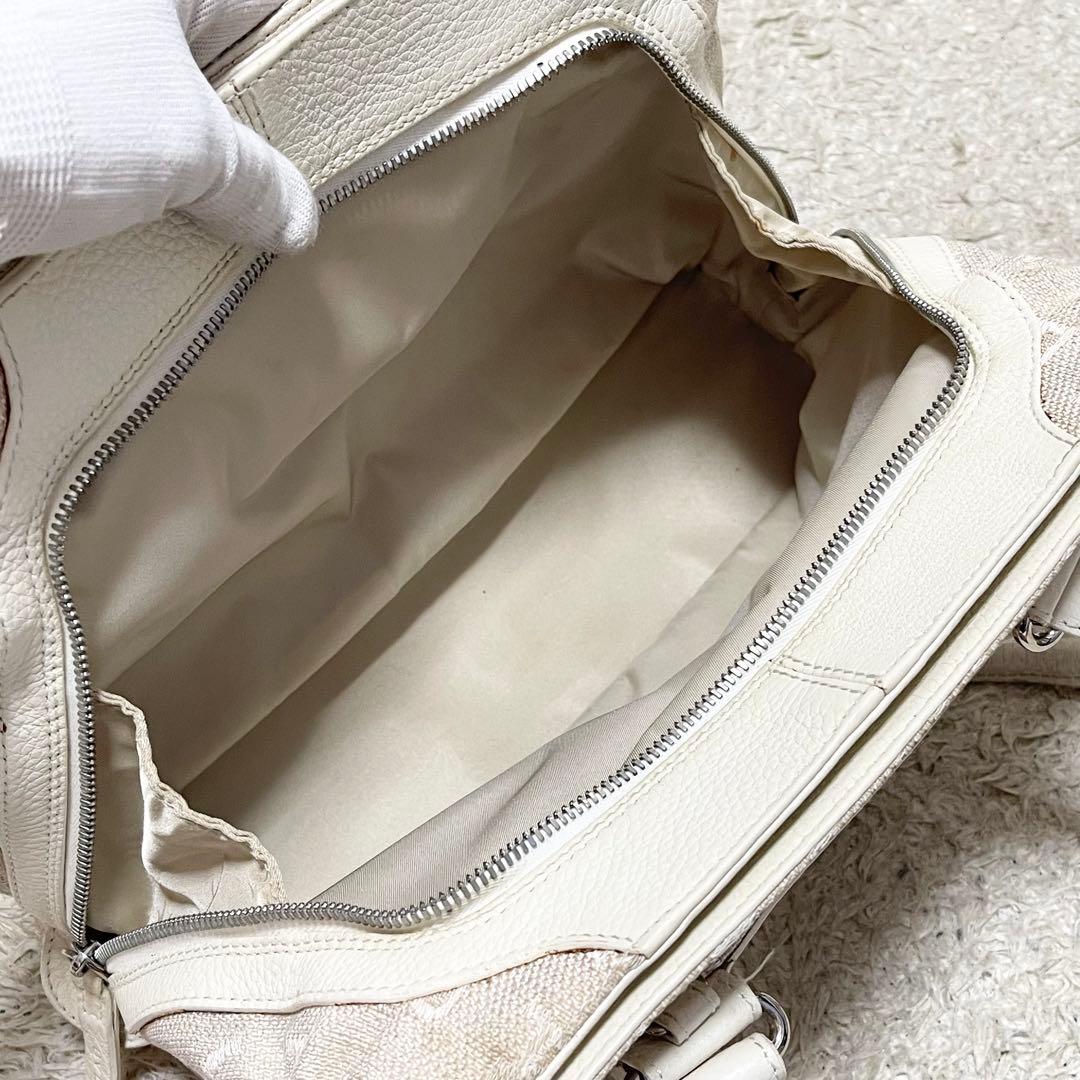 BVLGARI トートバッグ　肩掛け可　キャンバス　レザー　ロゴマニア　白系