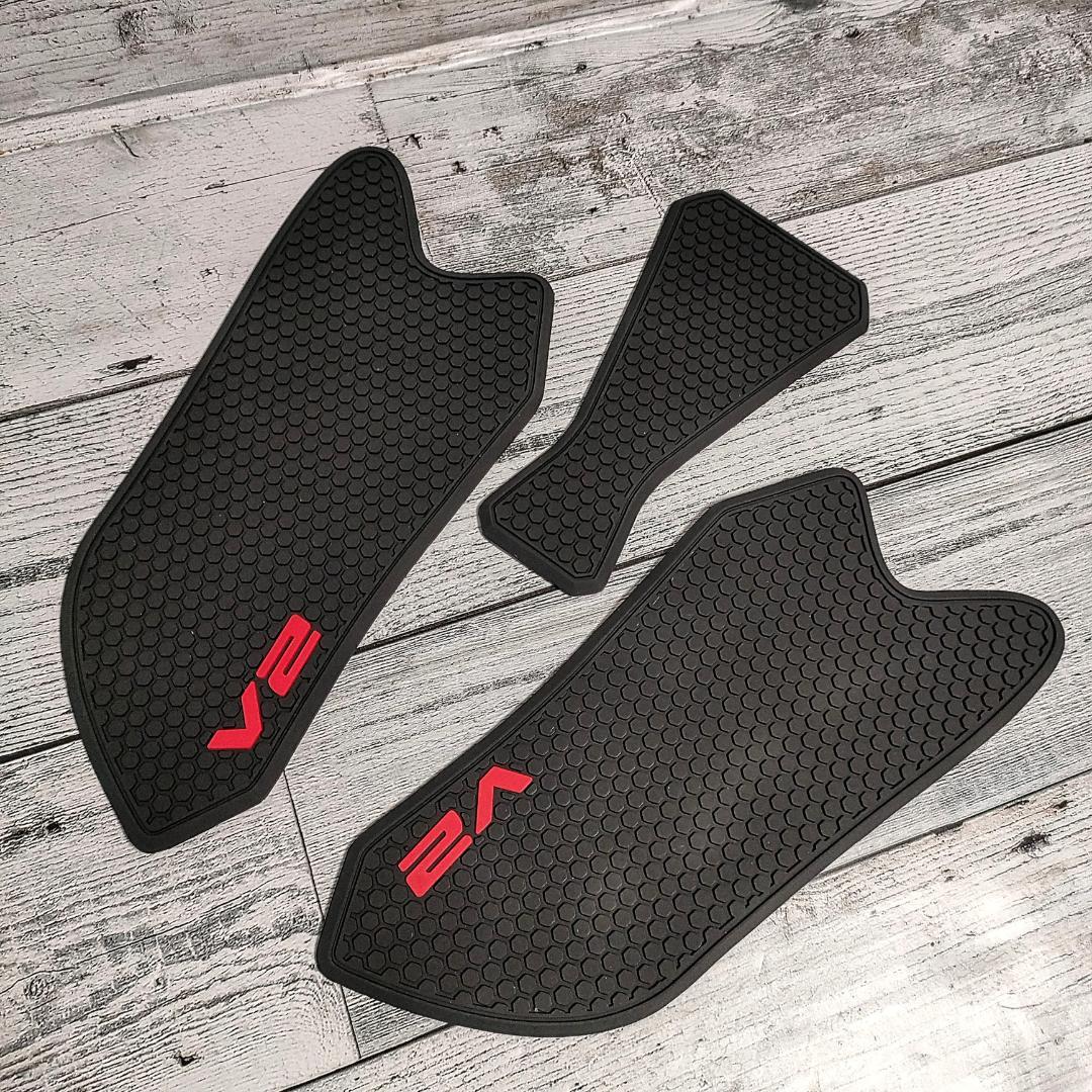 Ducati ドゥカティ V2 タンクパッド ストリートファイター