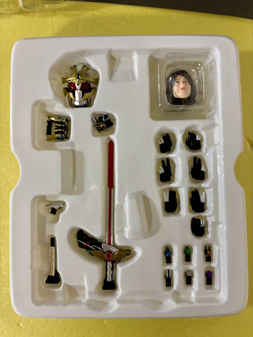 真骨彫製法　仮面ライダーイクサ　セーブモード　バーストモード　フィギュア
