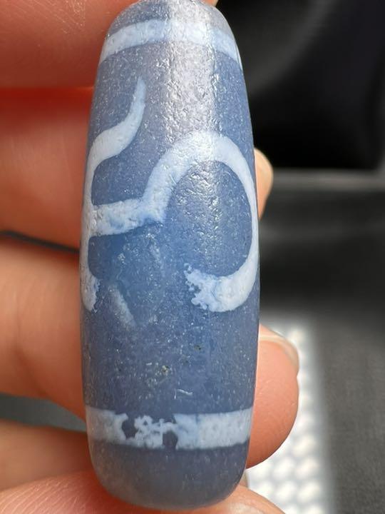 062250  青玉髄大人天珠10＊29ミリ結晶入り