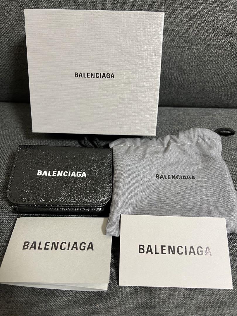 新品✨BALENCIAGA3つ折りミニ財布593813 1izim 1090