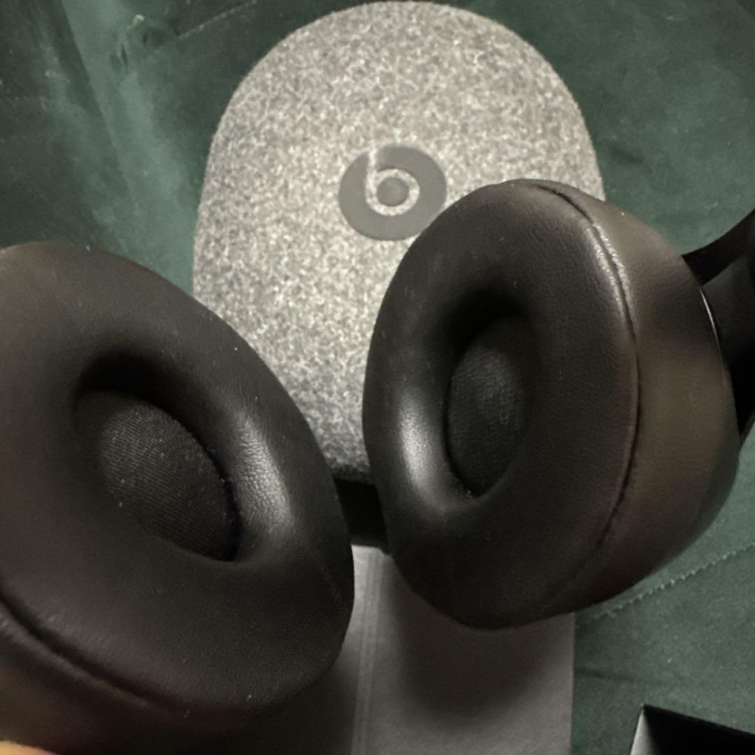 Beats Solo Pro ワイヤレスヘッドホン
