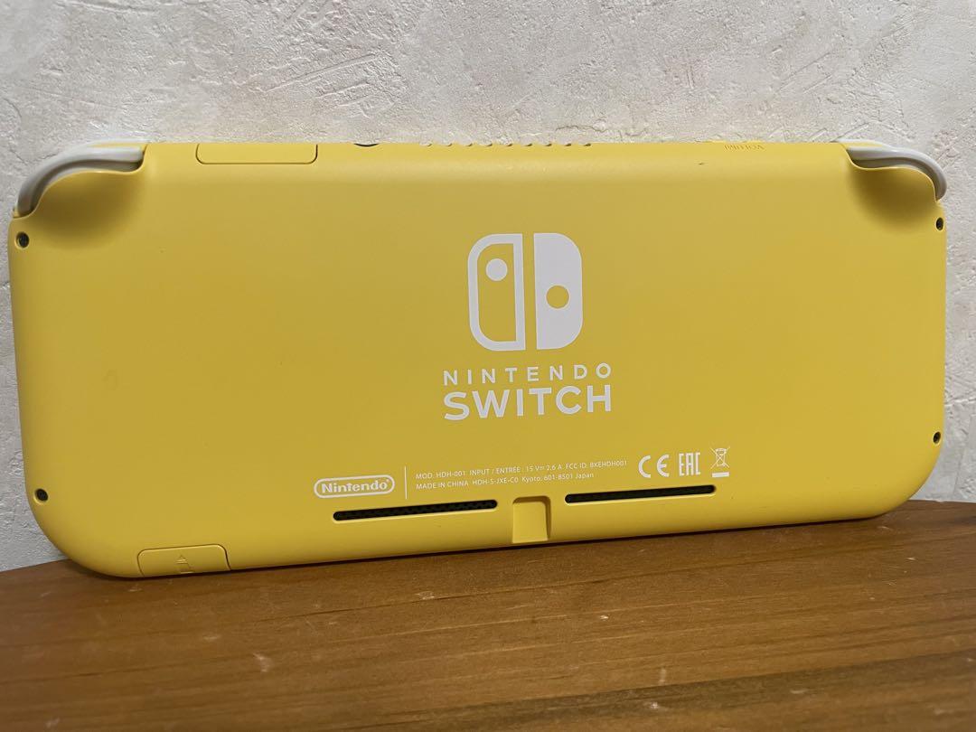 Switch Lite 本体　イエロー　充電コード付
