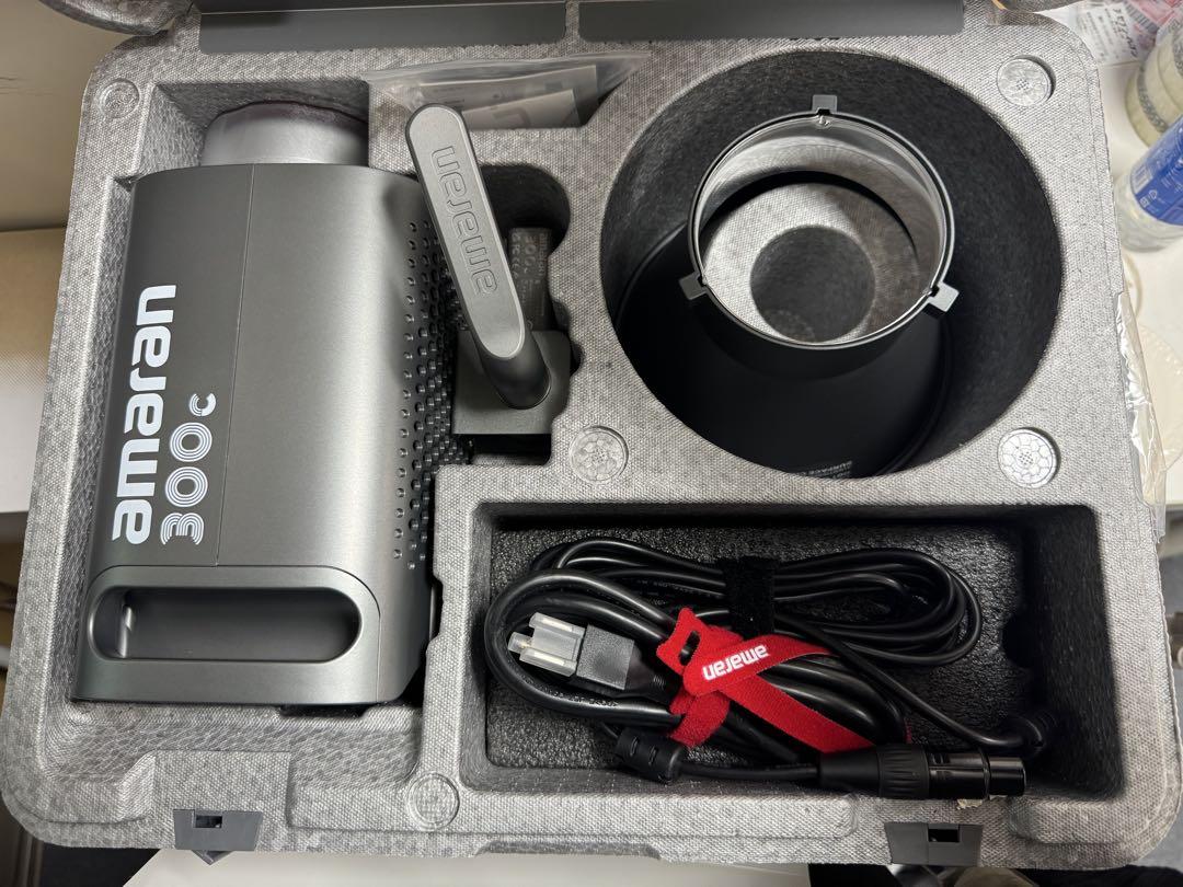 amaran 300c RGBWW LEDライト　 だけどほぼ新品です