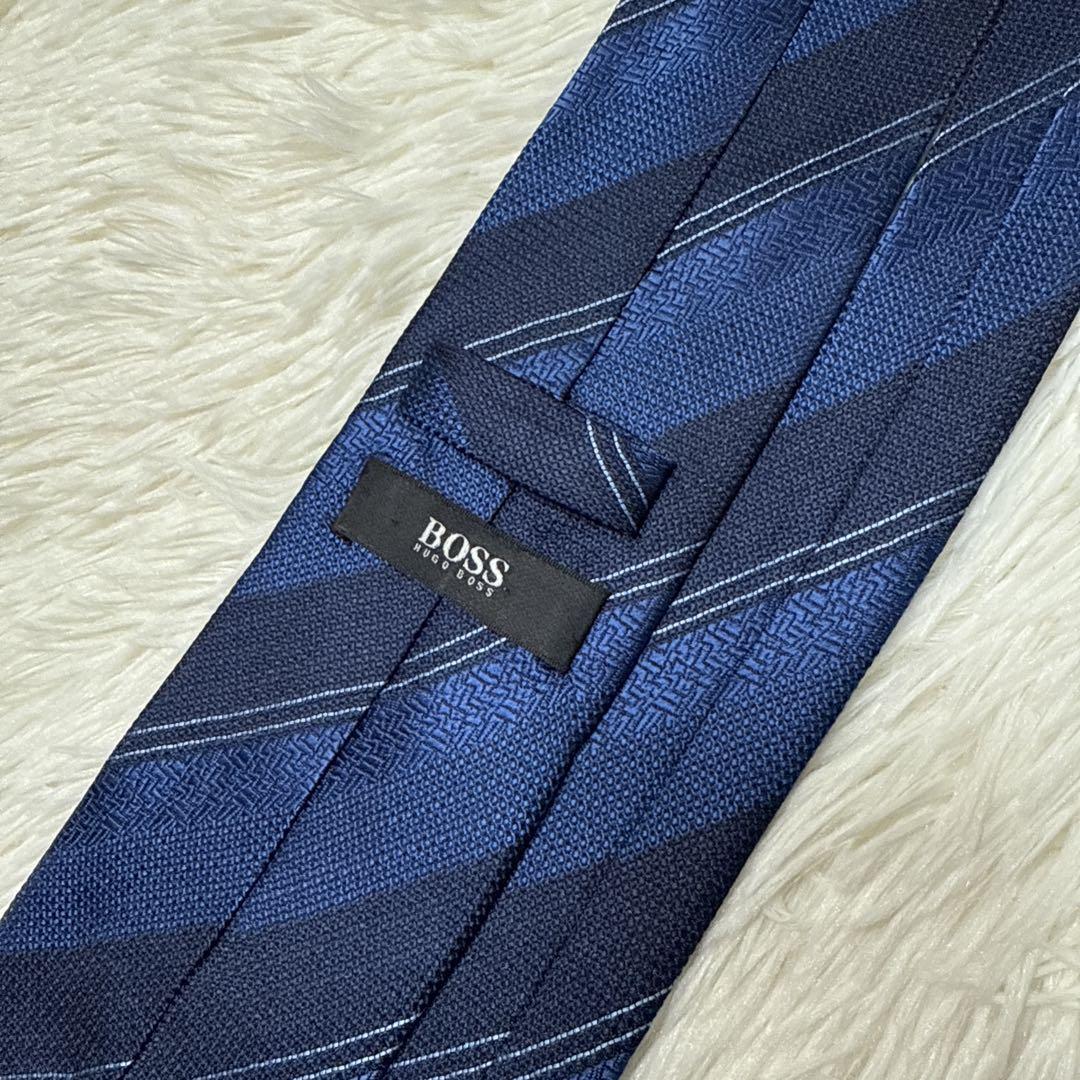 【未使用級】Hugo Boss ブランドネクタイ　シルク