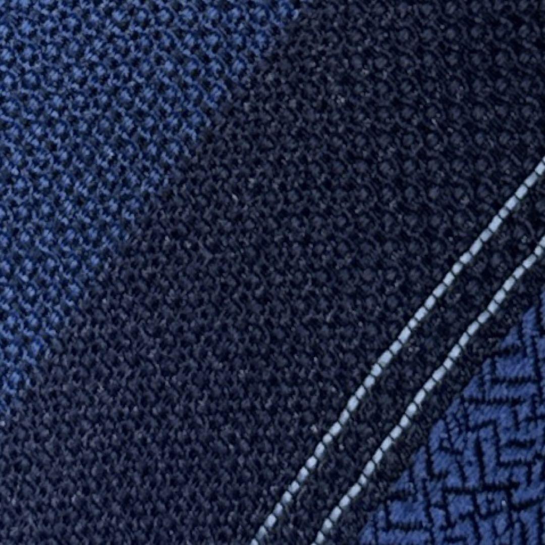 【未使用級】Hugo Boss ブランドネクタイ　シルク