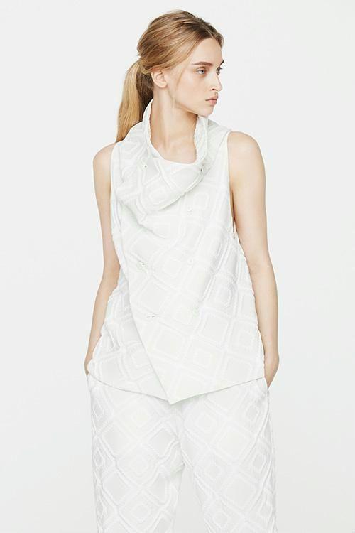 2017 COLLECTION ISSEY MIYAKE VEST　ジャガード