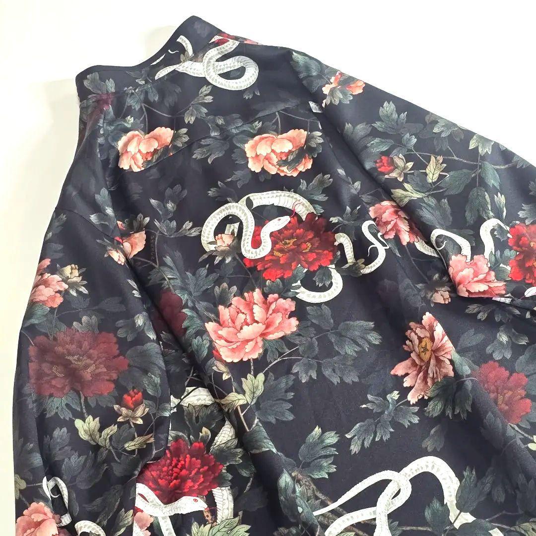 【希少✨】アンドエルシー　&ellecy　白蛇牡丹チャイナ　シャツ　売切れ商品 希少✨】アンドエルシー &ellecy 白蛇牡丹チャイナ シャツ