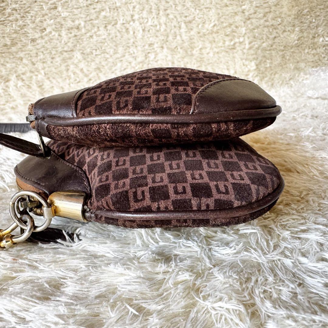  ★スエード ロゴ ショルダーバッグ ポシェット GUCCI ショルダーバッグ GG スエード 斜め掛け ゴールドロゴ