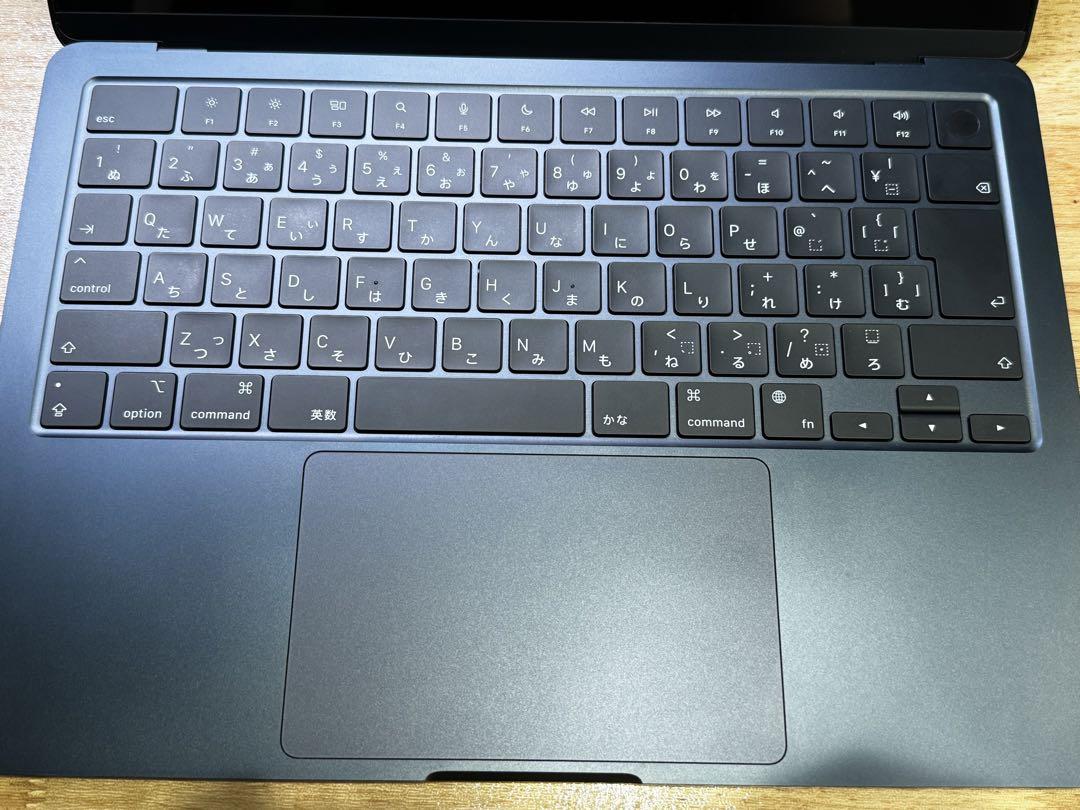MacBook Air M2 13.6インチ 16GB 10コアGPU 画像4