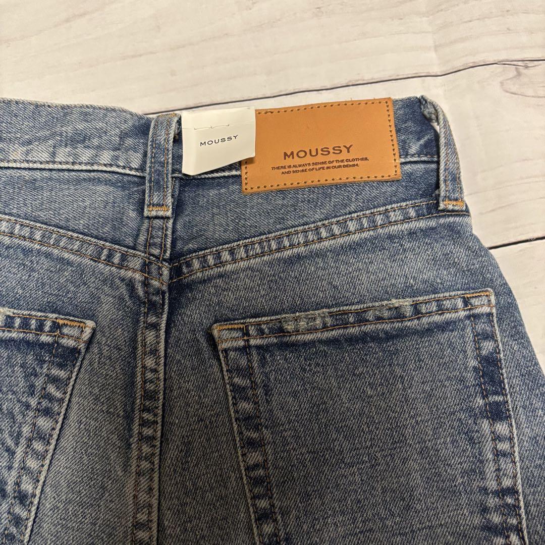 新品タグ付き MOUSSY MVS FLARE 23インチ フレアデニム
