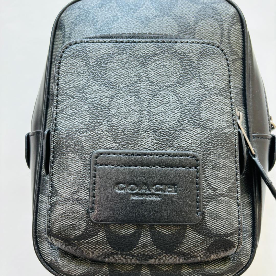 値下げ】COACH ブラック ボディバッグ