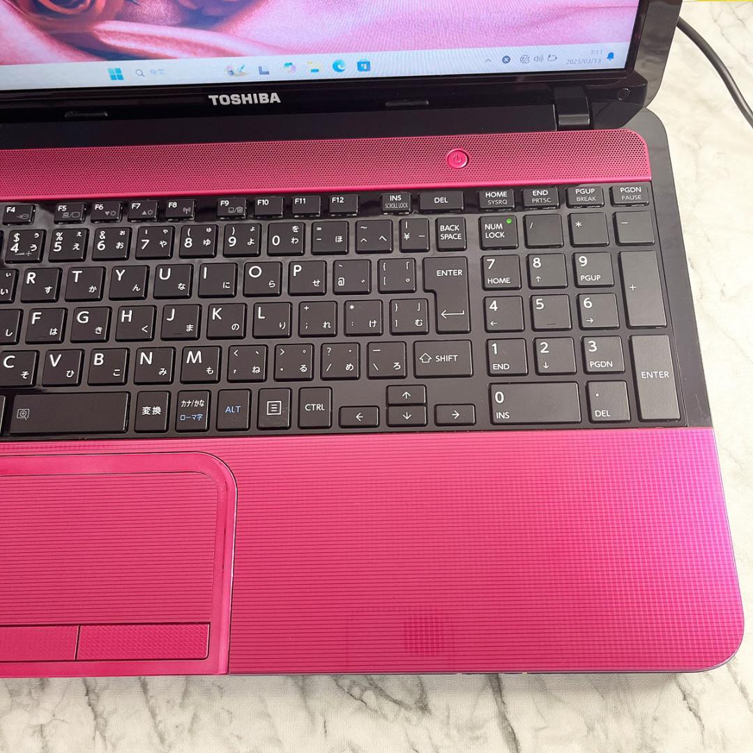 美品ピンク✨Win11✨すぐ使えるカメラ付きノートパソコン✨初心者✨東芝 可愛い