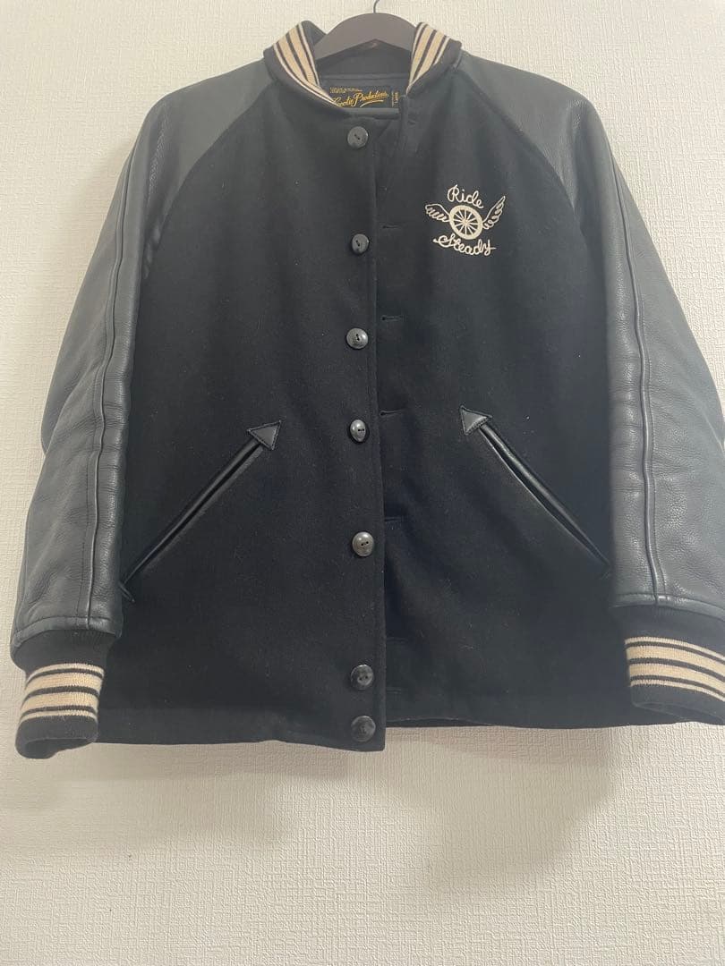 クーティー スタジャン クーティー スタジャン