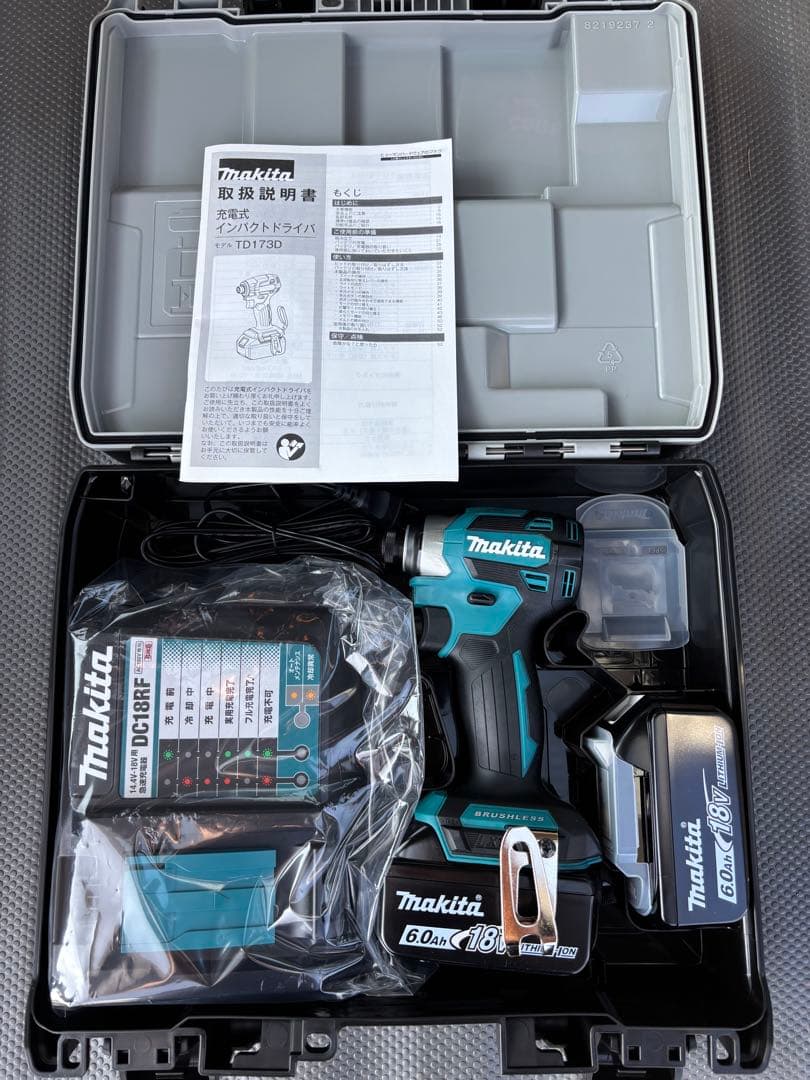 マキタ 電動インパクトドライバー ブルー正規品フルセットTD173DRGX
