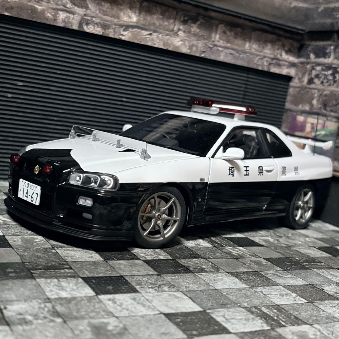 6000台限定 1/18 AUTOart 日産 スカイライン GT-R 埼玉県警