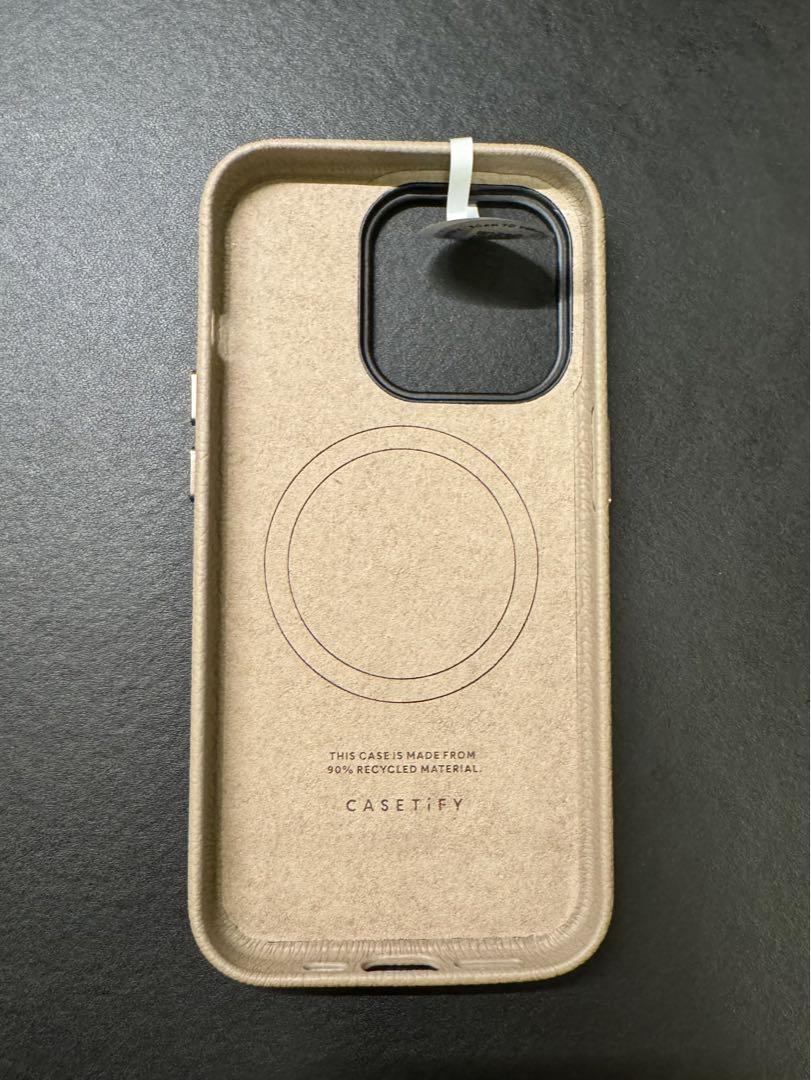 CASETiFY iPhone 15pro用レザーケース MagSafe対応