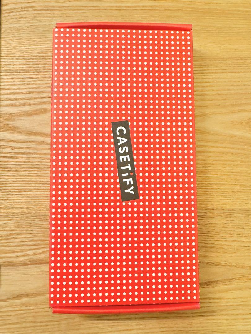 CASETiFY iPhone 15pro用レザーケース MagSafe対応
